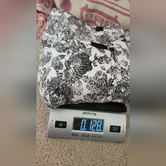 7 For All Mankind Jeans The Skinny in Etched Floral womens size 29 white & black - Picture 9 of 9